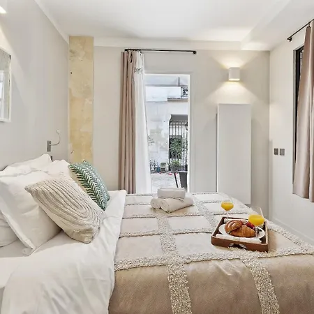 Apartment Le Marais & Place Des Vosges - Cityapartmentstay *